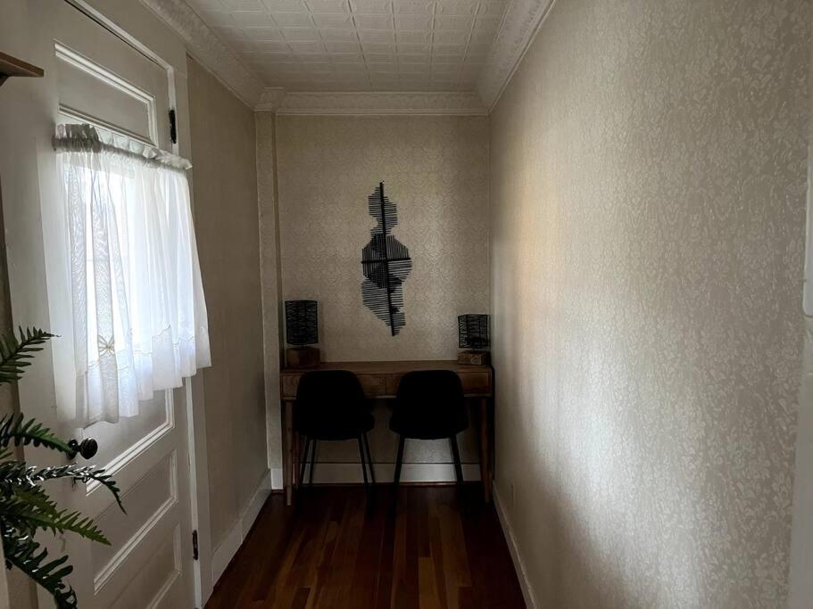 Cute 6-Bedroom Getaway In The Heart Of ลิตเติลตัน ภายนอก รูปภาพ